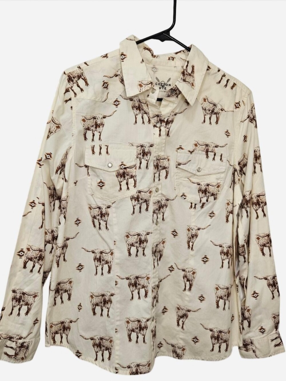 Cotton Rye Women's cream & brown longhorn cow print pearl snap shirt Size Large